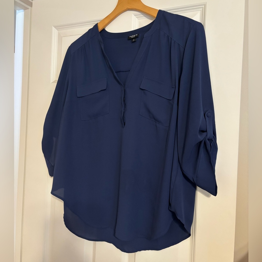 Navy Blue Torrid Semi-Sheer Roll-Tab Sleeve Blouse, Size 0.